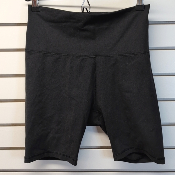 CALIA Women's Essentials Ultra High Rise 7” Black Bike Short women’s size M NWT - Picture 3 of 8